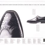 Dettaglio di una punta di scarpa in pelle. Titolo: Eleganza, buon gusto, grande tradizione artigiana: la nostra forma 115 è bella per i suoi contenuti.
