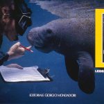 Una sub è faccia. faccia con un leone marino. Titolo. Siate più naturali, sarete più umani.